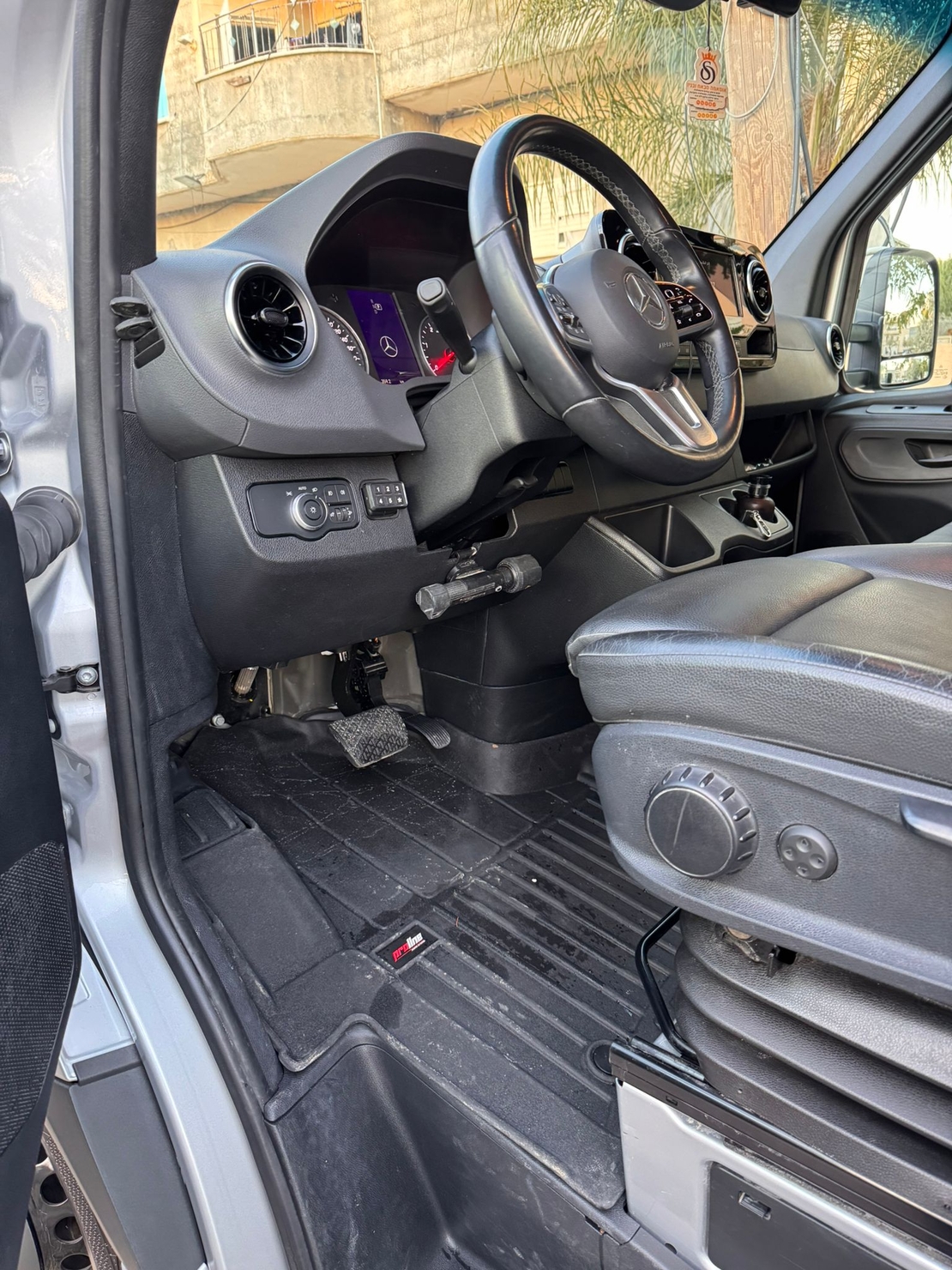 שטיחי 3D למרצדס ספרינטר W907 2019 ומעלה Proline