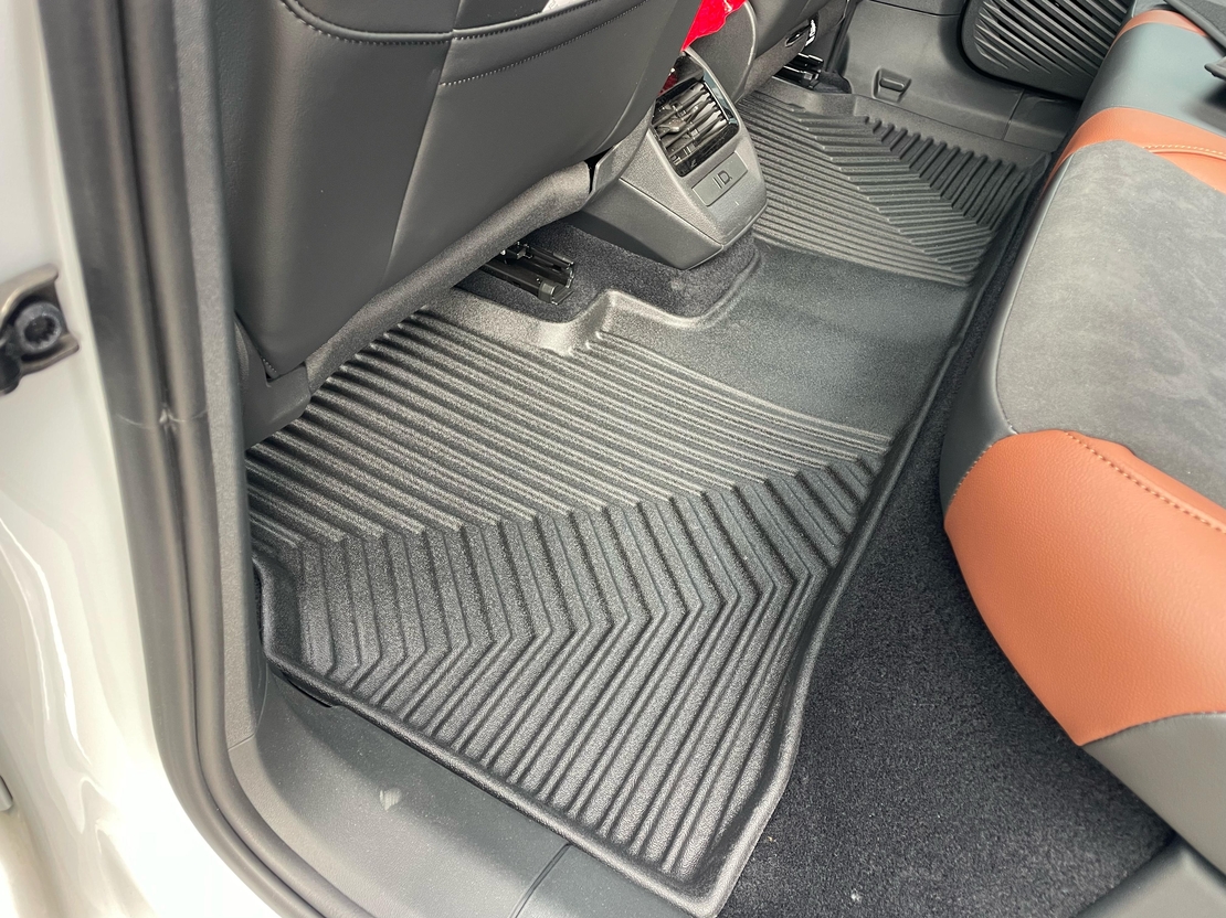 שטיחי 3D ל-MG ZS 2017-2024 NO77
