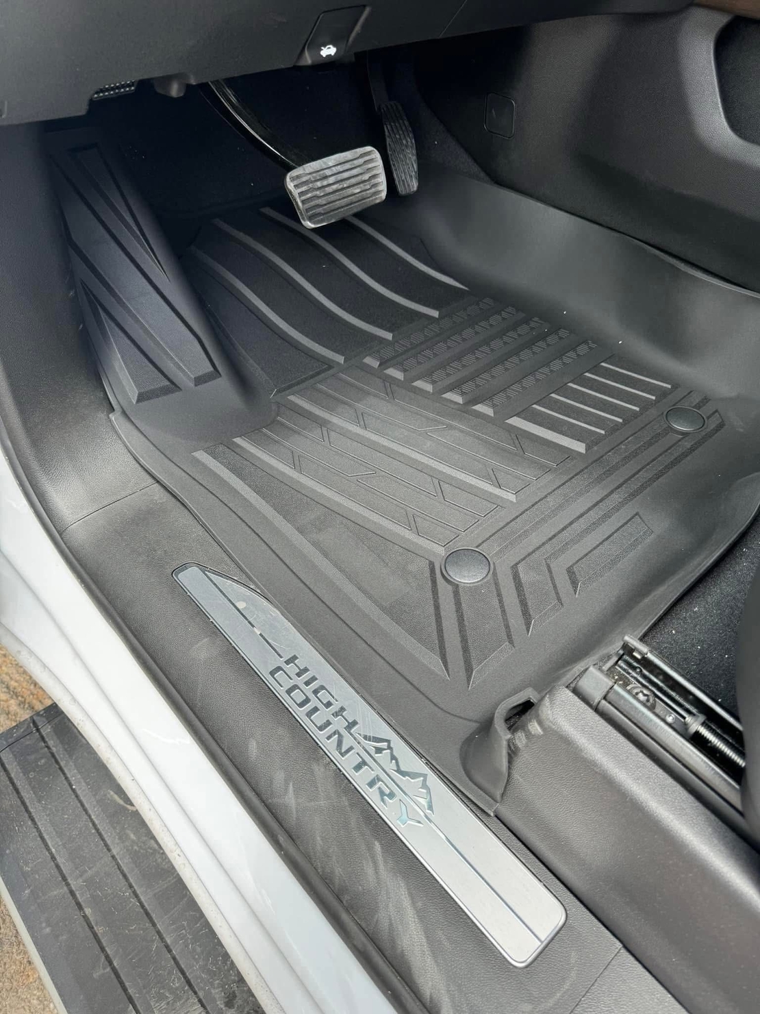 שטיחי 3D לשברולט סילברדו 2019 ומעלה