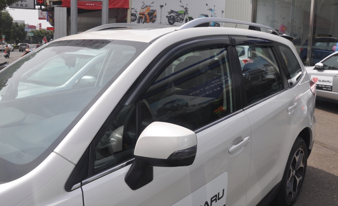 מגני רוח OEM לסובארו פורסטר 2013-2018