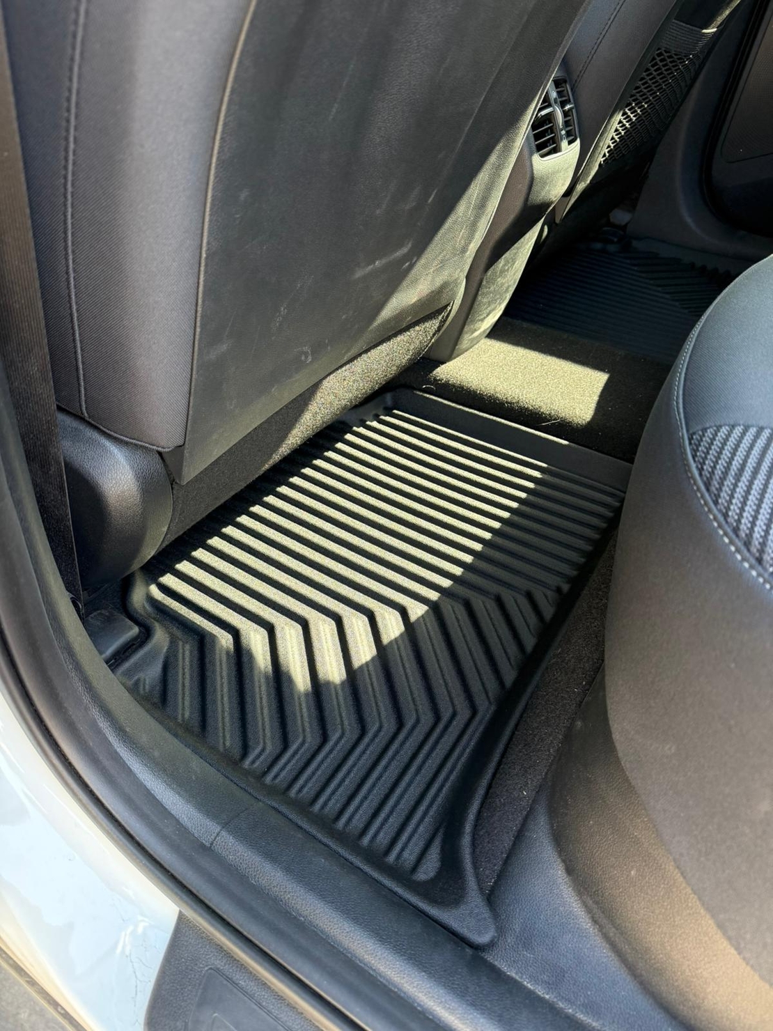 שטיחי 3D לקיה נירו פלוס 2022 ומעלה NO77