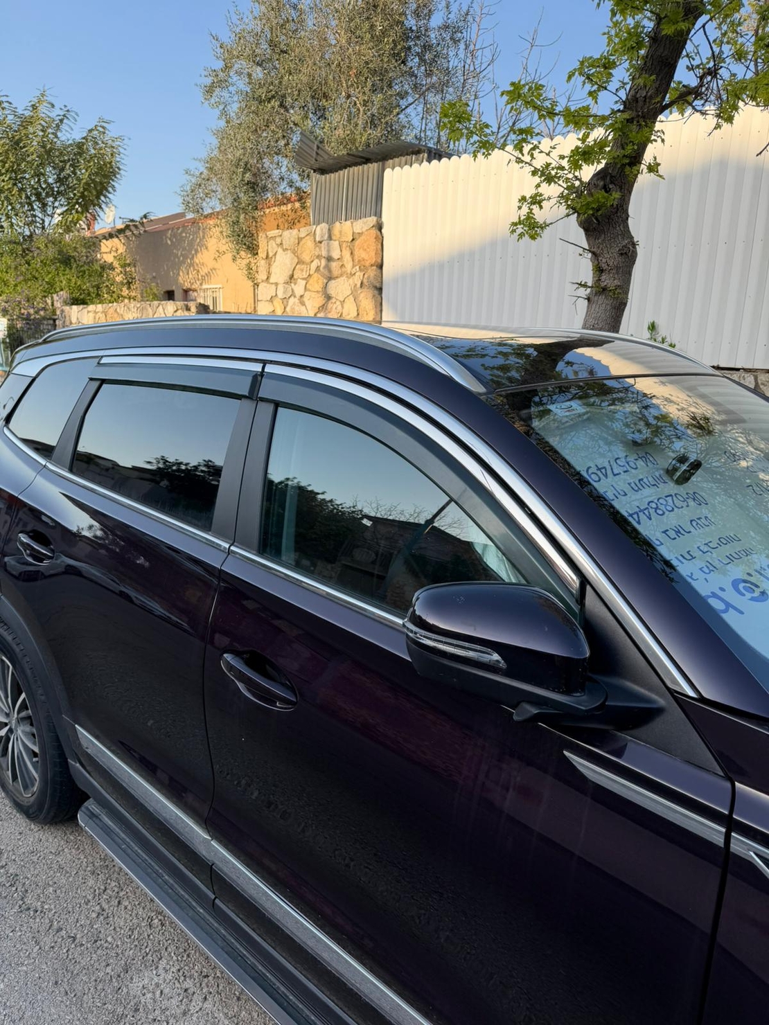 מגני רוח עם פס ניקל לצ'רי אריזו 8 2024 ומעלה