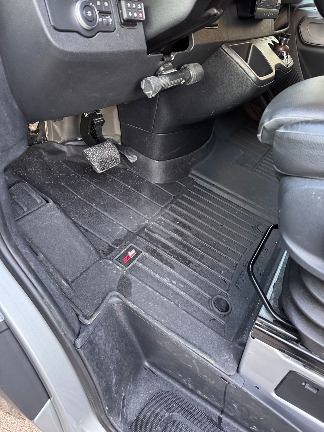 שטיחי 3D למרצדס ספרינטר W907 2019 ומעלה Proline