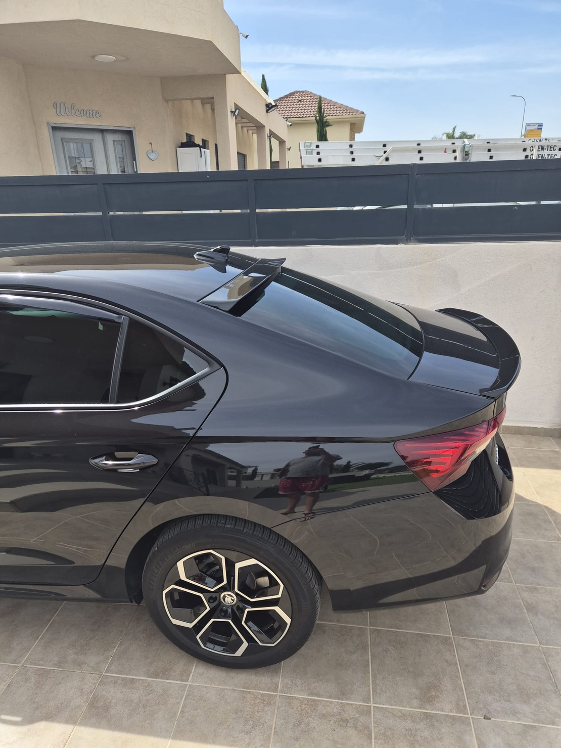 ספוילר עליון (חלון אחורי) לסקודה אוקטביה 2021 ומעלה