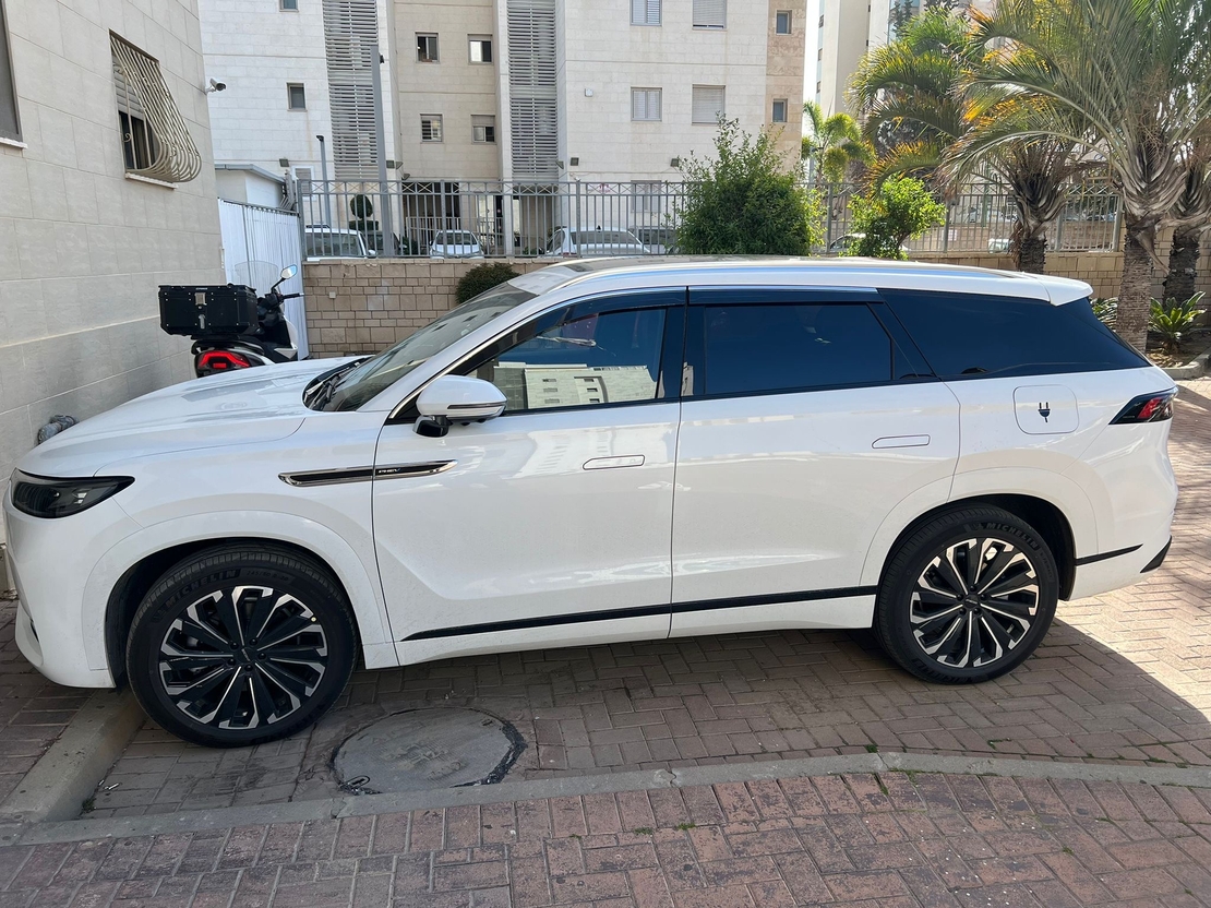 מגני רוח עם פס ניקל לגאקו 8 2025 ומעלה