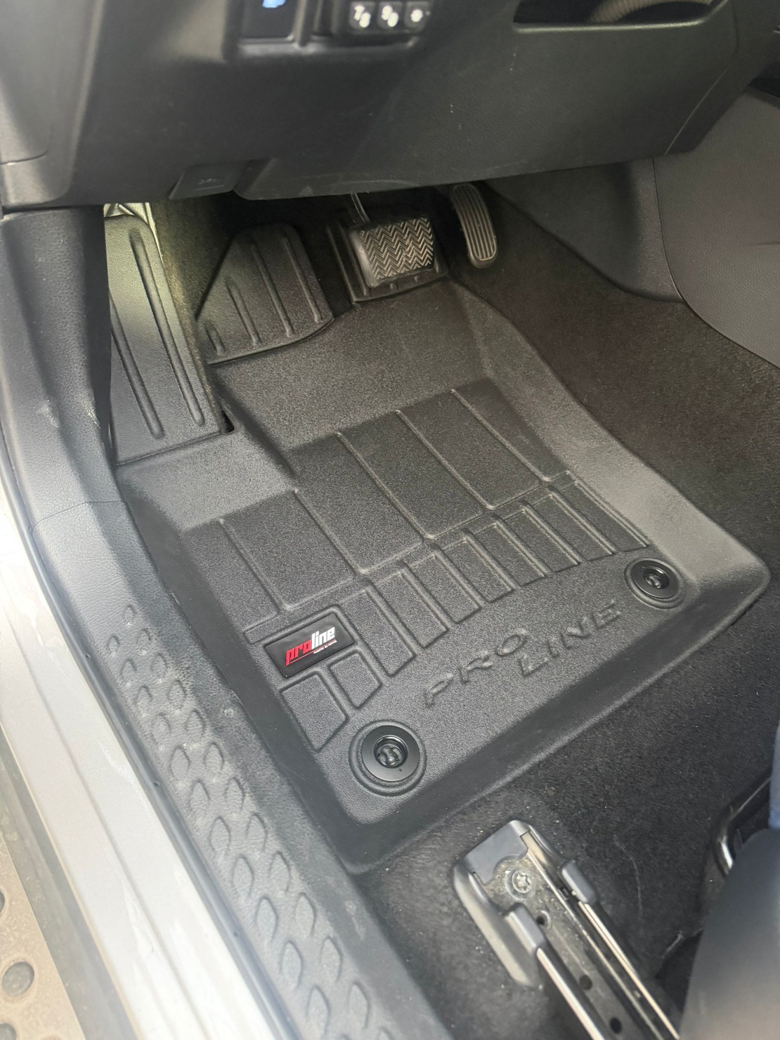 שטיחי 3D לטויוטה CHR 2016-2023 Proline