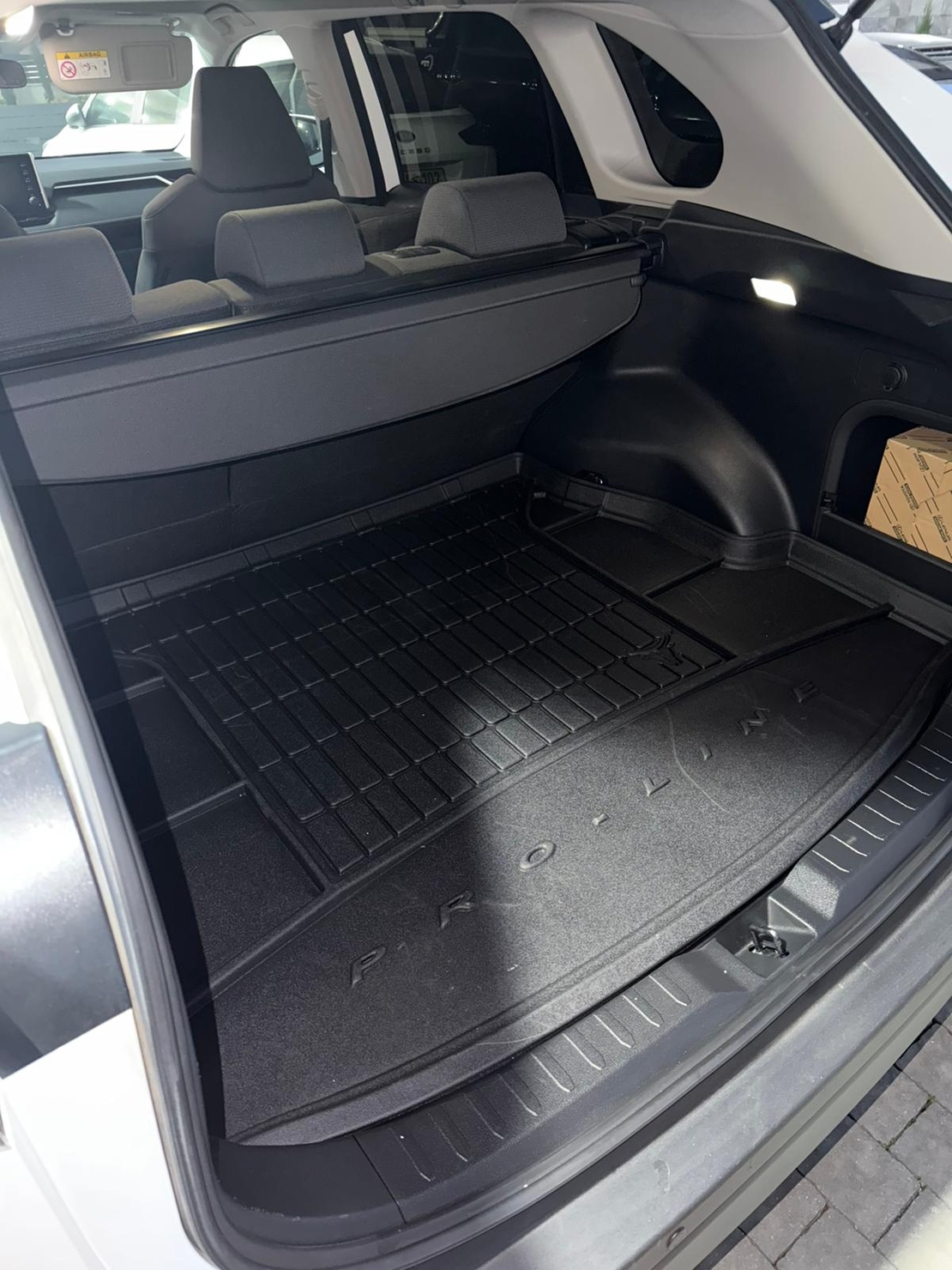 שטיח תא מטען לטויוטה ראב 4 2019-2026 Proline