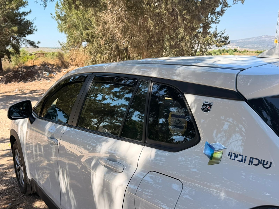 מגני רוח השחלה לטויוטה קורולה קרוס 2021 ומעלה