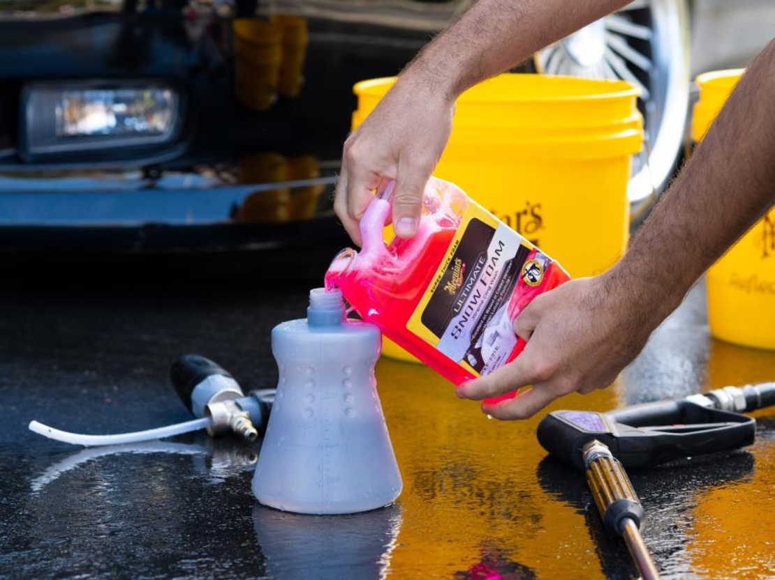 שמפו מקציף לרכב Meguiar’s Ultimate Snow Foam G191532 (946 מ
