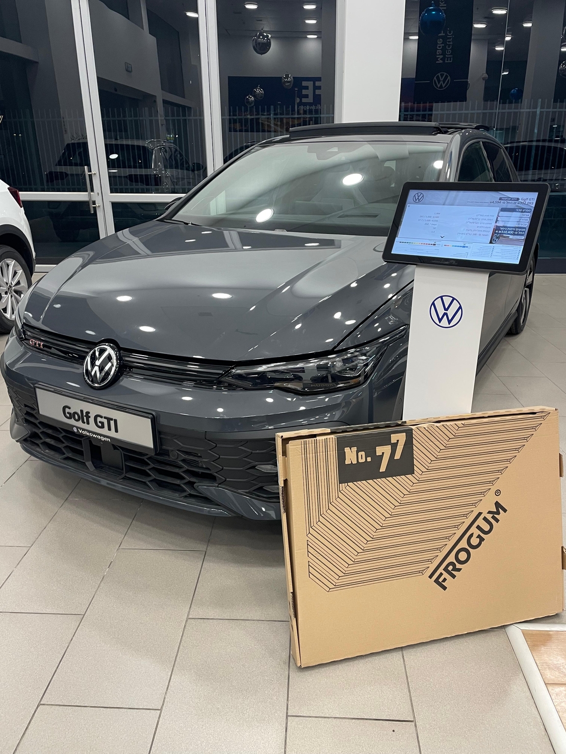 שטיחי 3D לפולקסווגן גולף GTI MK8 2021 ומעלה NO77