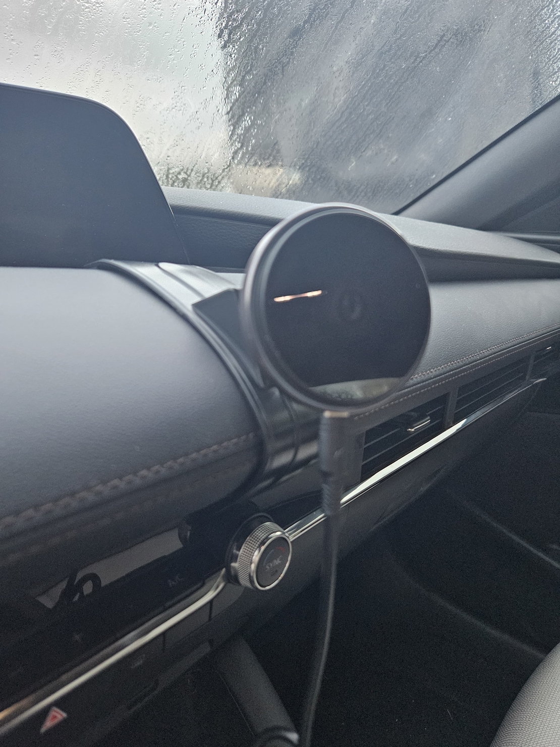 מעמד לטלפון תואם מקור למאזדה 3 2019 ומעלה