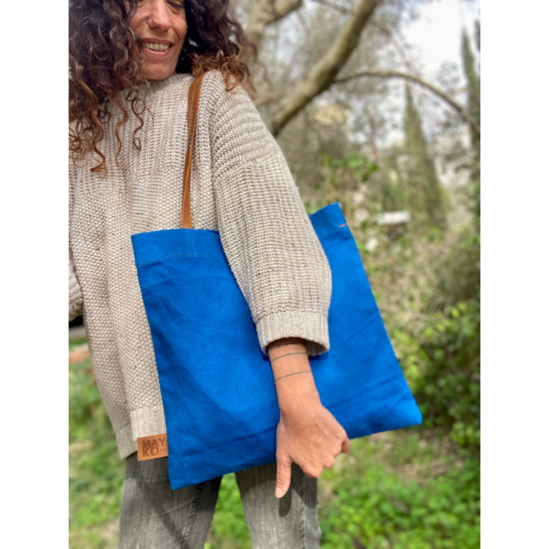 תיק כחול, תיק בד, תיק, תיק קנבס, תיק קנבס נשים, תיק מעוצב, תיקי מעצבים, תיק לאישה, תיק עור לאישה,  תיק נשים ליום יום, תיקי מעצבים בינלאומיים, תיקי נשים, תיקים לנשים, תיקי בד פשוטים, תיק בד צד, תיקי בד כותנה, תיקי בד מעוצבים, תיק צד לנשים, תיק צד לאישה, תיק טוט,
