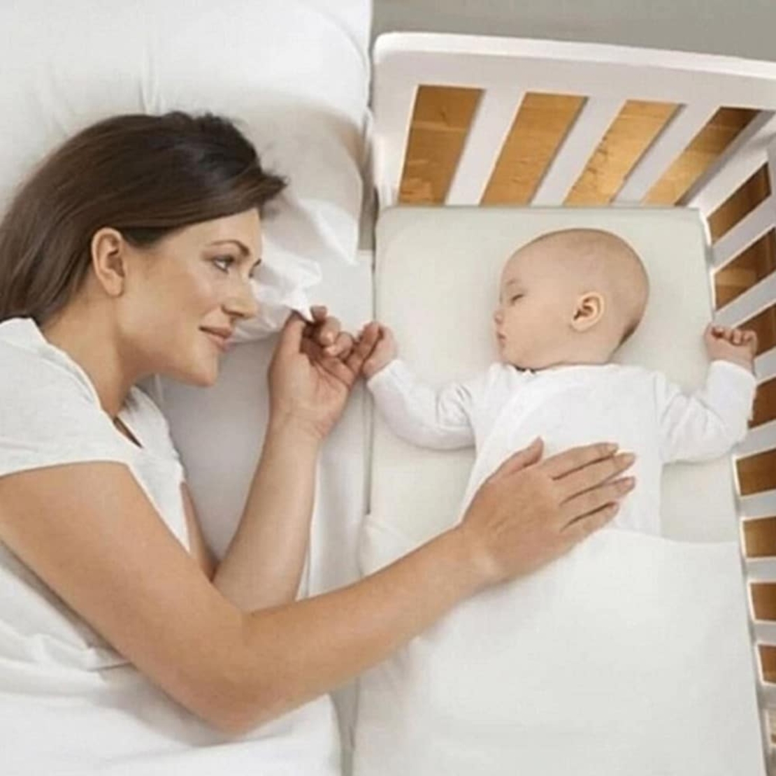 עריסת עץ מתחברת דגם אוריה פלוס עם דופן פתיחה/סגירה מהירה Super Baby