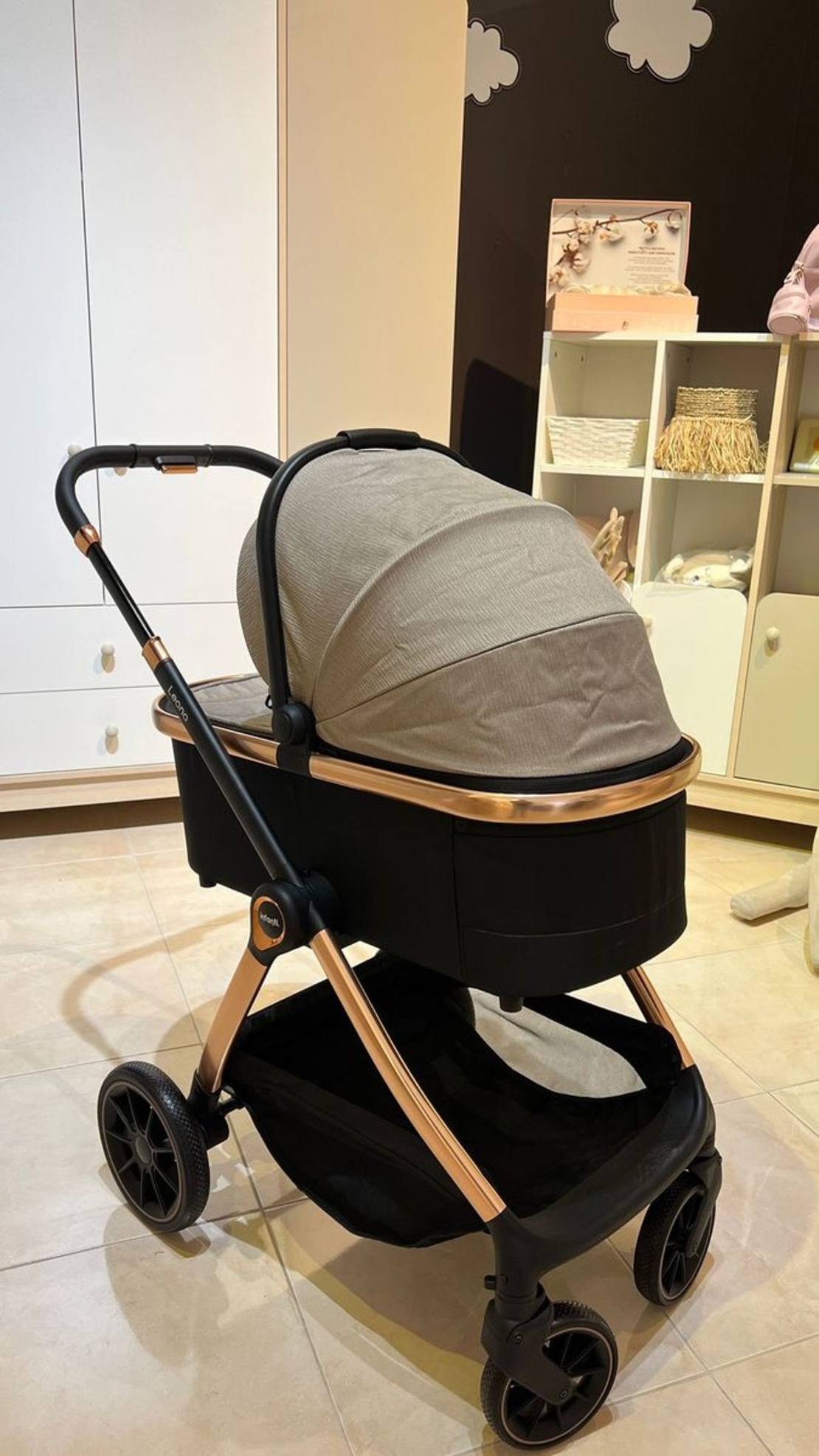 עגלת תינוק משולבת כולל אמבטיה וטיולון דגם Leona צבע בז'