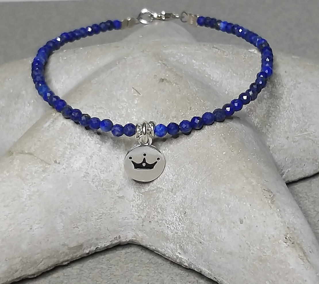 צמיד כסף אבני לפיס לזולי Lapis Lazuli‏ עם תליון כתר