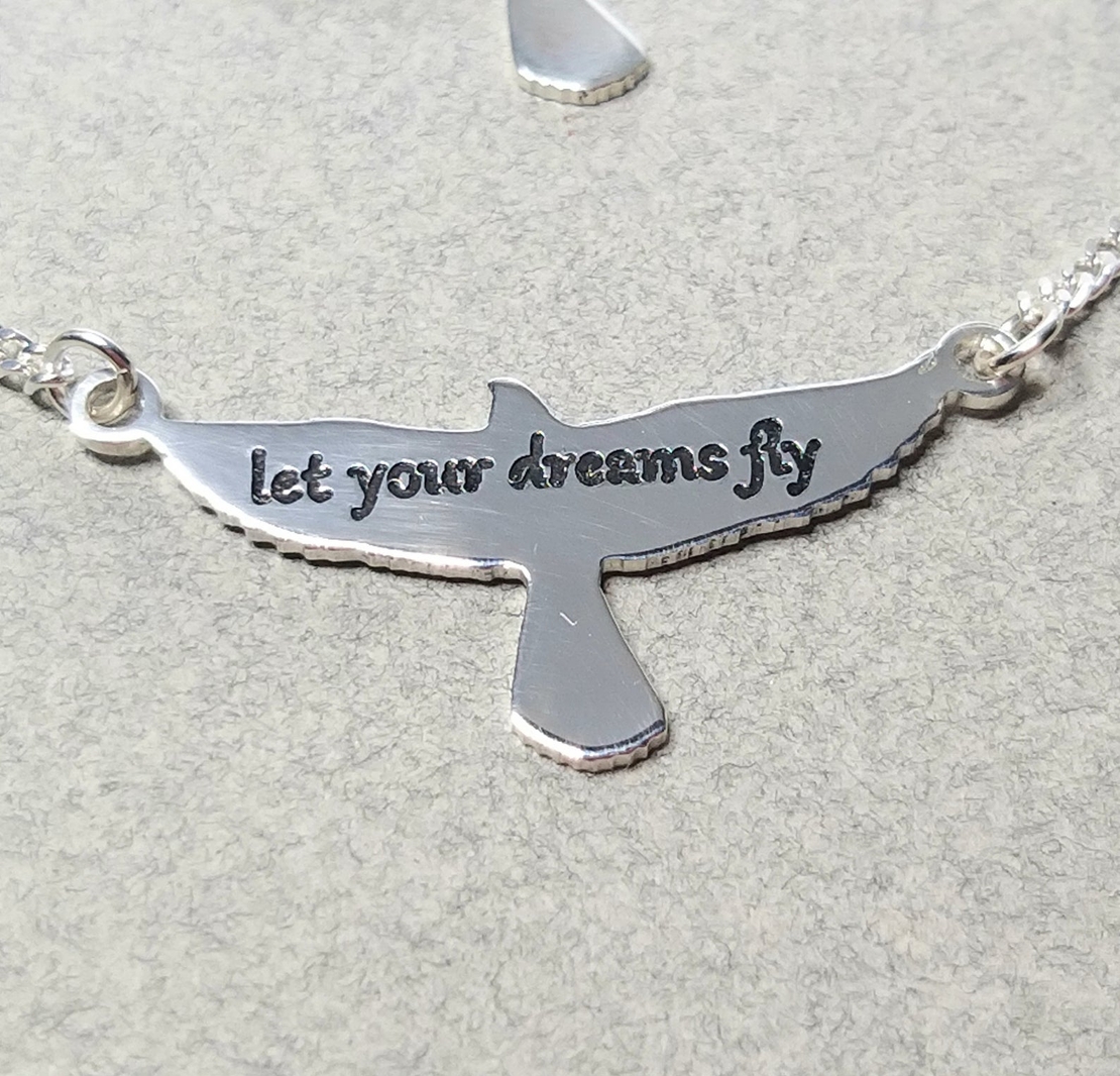 שרשרת החלומות - 'Let Your Dreams Fly'