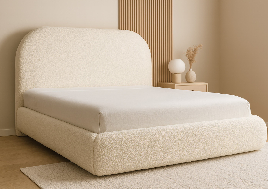 מיטה זוגית מפוארת 