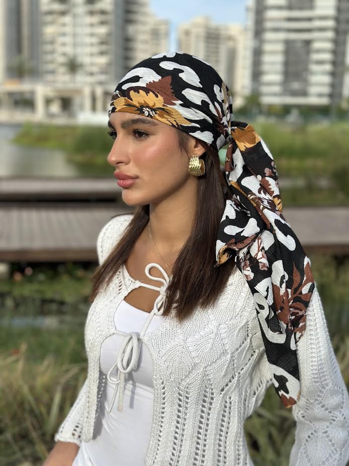 מטפחת מרובעת פלורה