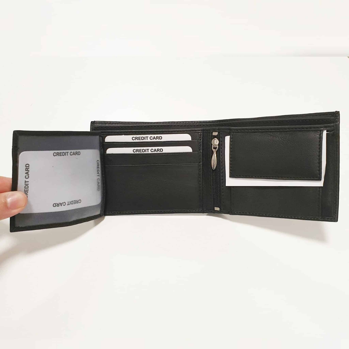 ארנק עור לגבר בינוני– צבע שחור