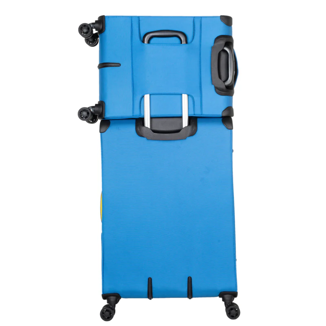 מזוודת טרולי עליה למטוס 20