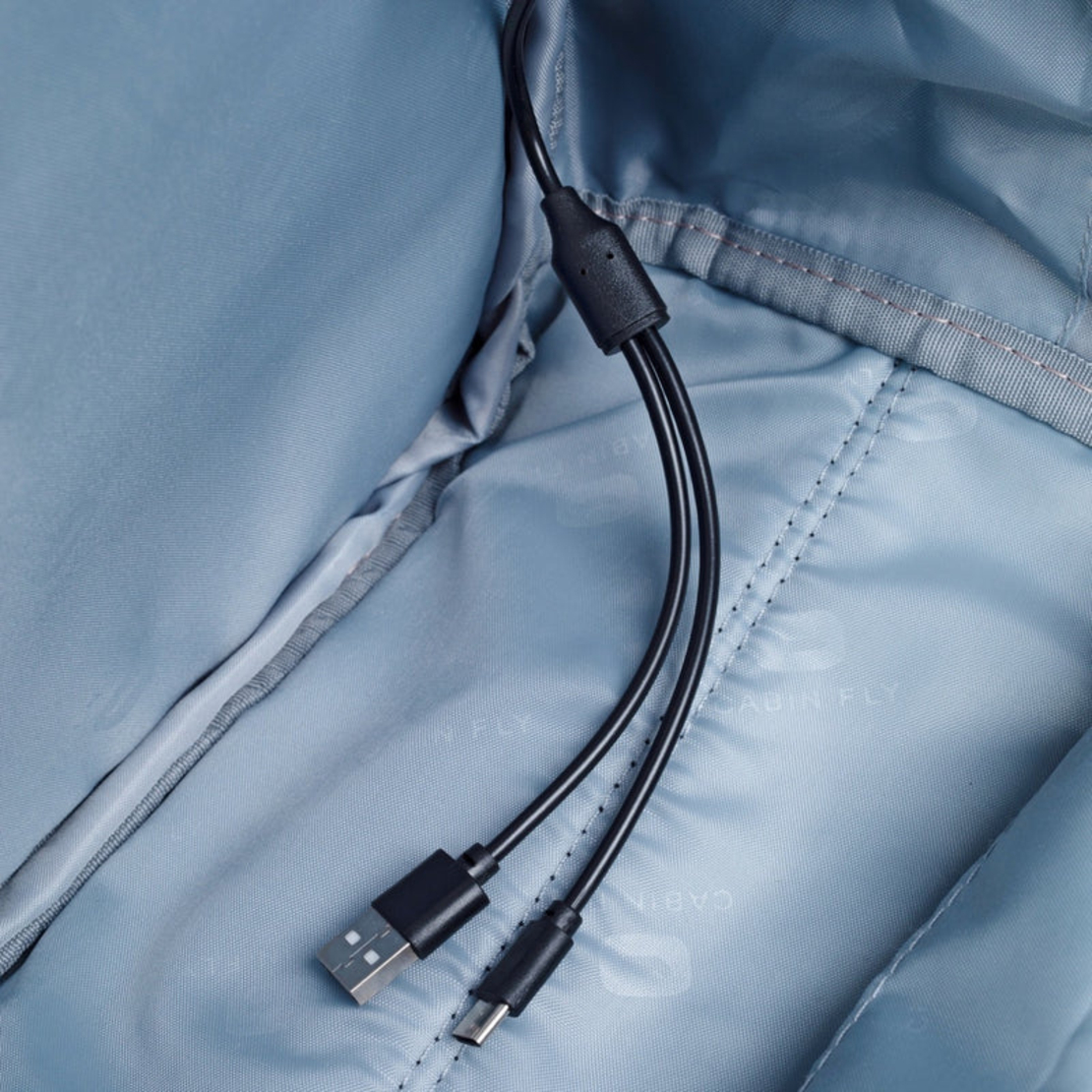 תיק עלייה למטוס מתרחב CABIN FLY דגם SKYLITE מידה M