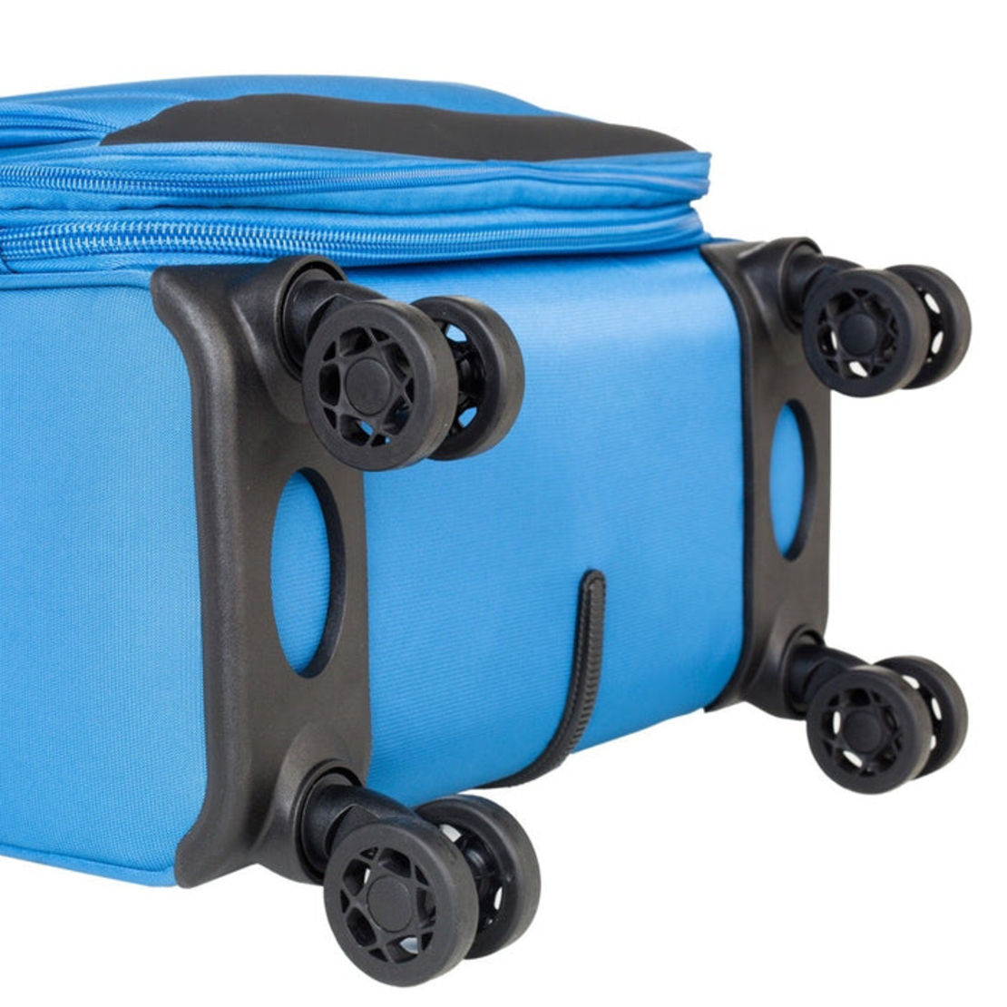 מזוודת טרולי עליה למטוס 19