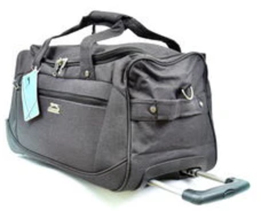 תיק נסיעות דאפל טרולי גדול 36 אינץ' – Slazenger