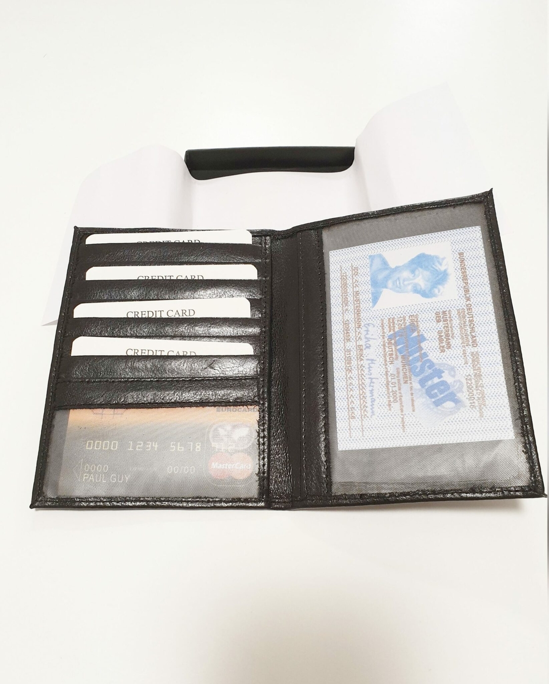 ארנק עור לדרכון