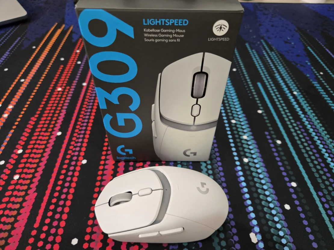 עכבר גיימינג אלחוטי Logitech G309 Lightspeed צבע לבן