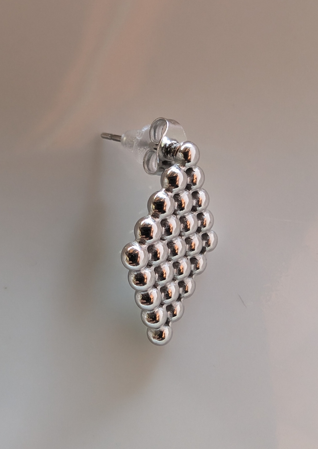 עגיל מעויין כדורים stainless steel - כסף