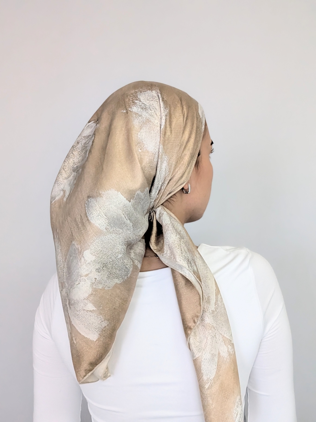 מטפחת מרובעת אגדה - קטיפה דקה