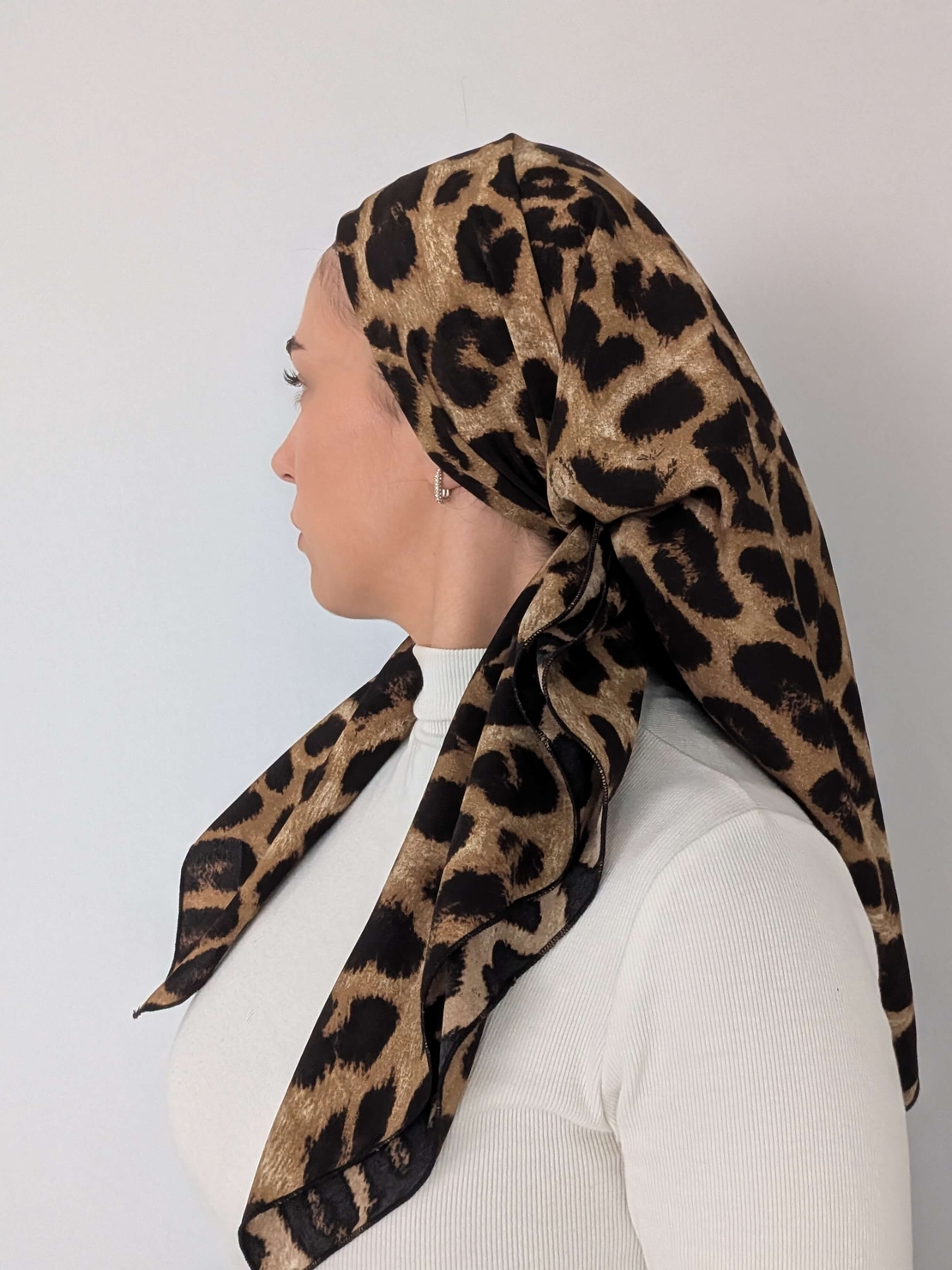 מטפחת מרובעת - פנתרה