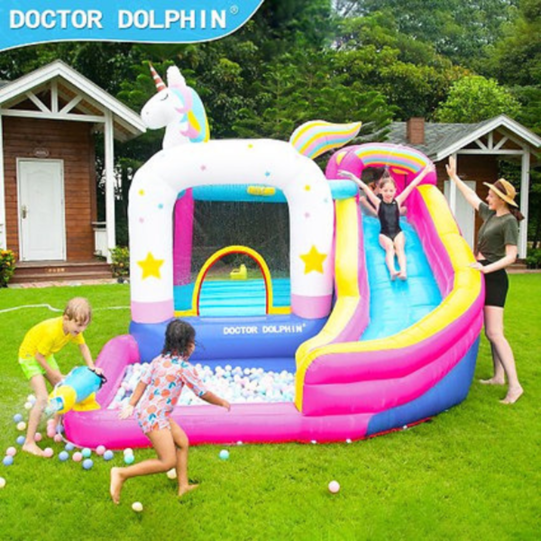 פארק מים בעיצוב חד קרן Doctor Dolphin