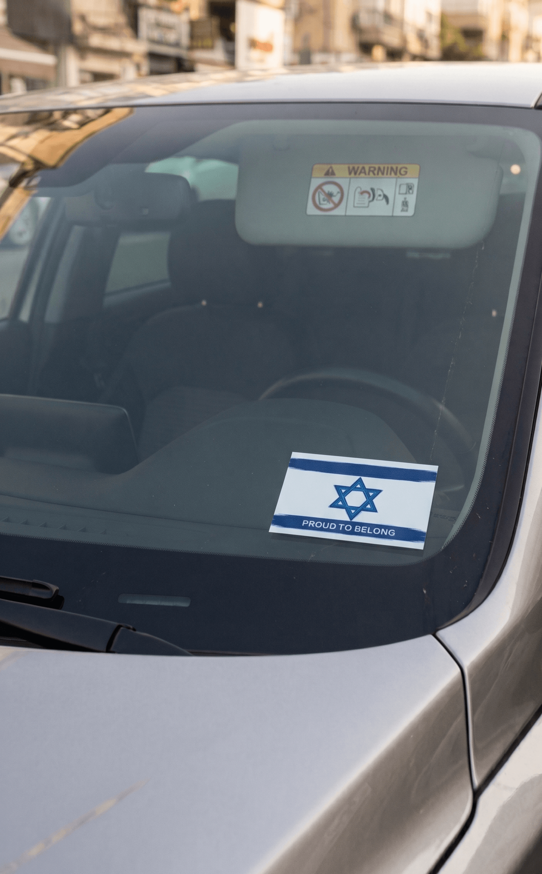 מדבקה פנימית לשמשת הרכב דגל ישראל עם כיתוב PROUD TO BELONG  | מדבקה פנימית 9X6 ס