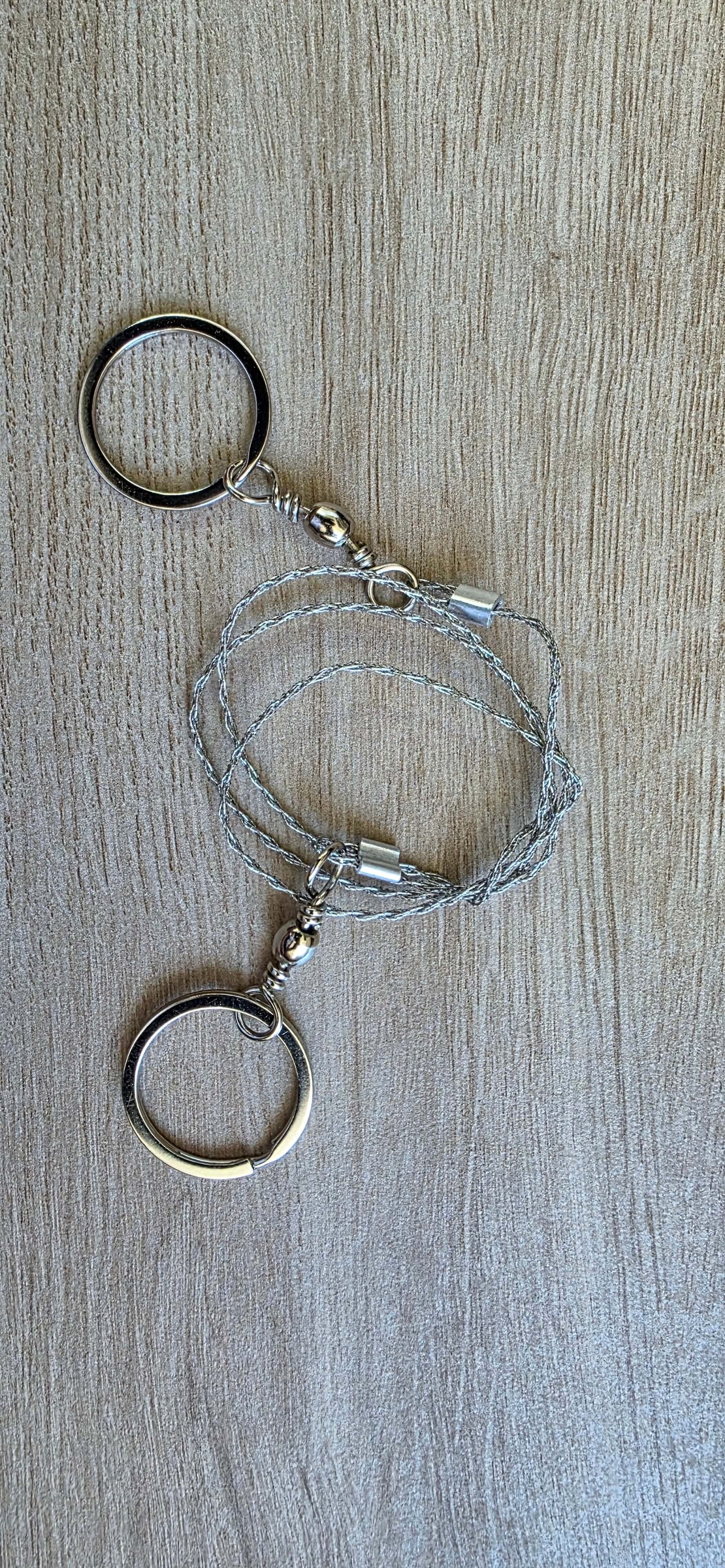 תיק ערכת הישרדות לקמפינג וטיולים עם ציוד חיוני לקמפינג - תיק קומפקטי עם ערכת הישרדות לשטח