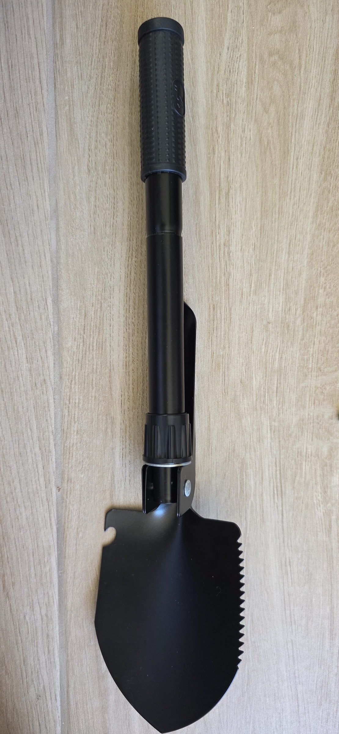 תיק ערכת הישרדות לקמפינג וטיולים עם ציוד חיוני לקמפינג - תיק קומפקטי עם ערכת הישרדות לשטח