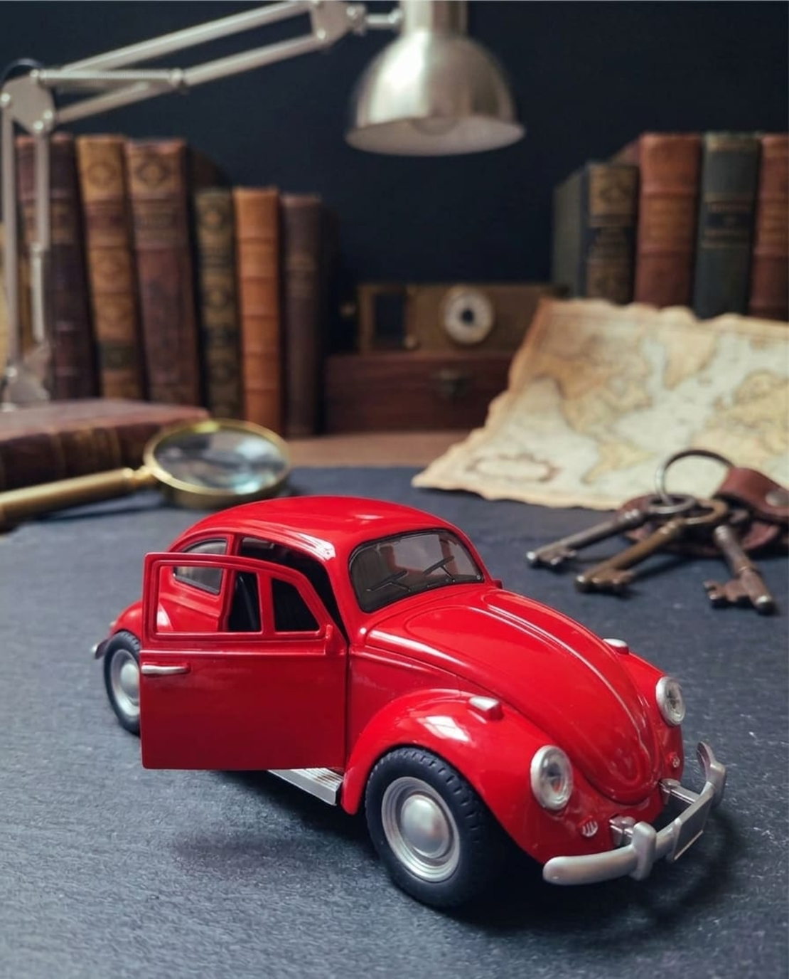 דגם רכב מתכתי לאספנים קלאסי | חיפושית קלאסית מיניאטורית | בהדמיה לרכב אמיתי