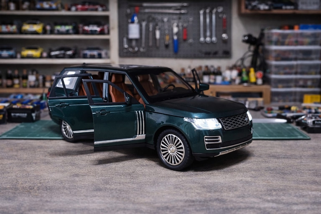 דגם רכב מתכתי רכב יוקרה מיניאטורי לאספנים | בהדמיה לרכב שטח אמיתי