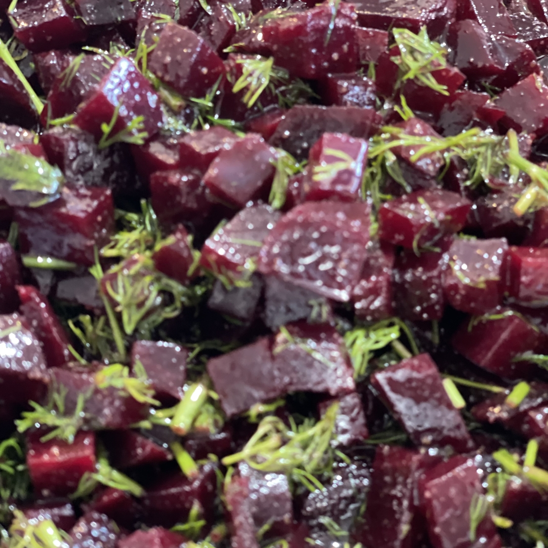 Diced beets with dill