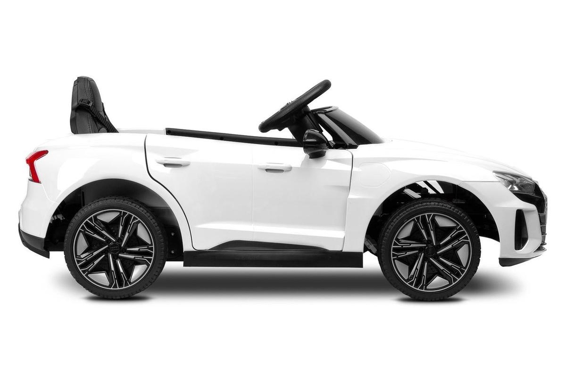 מכונית ממונעת אאודי ספורט Audi 24V