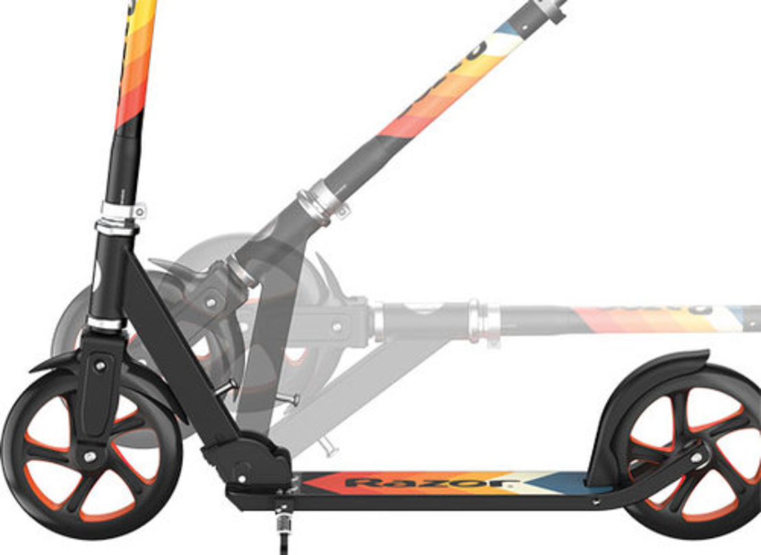 קורקינט RAZOR Carbon Lux מתקפל
