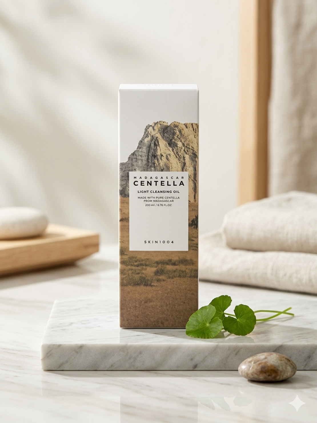 SKIN1004 - Madagascar Centella Light Cleansing Oil (200ml)