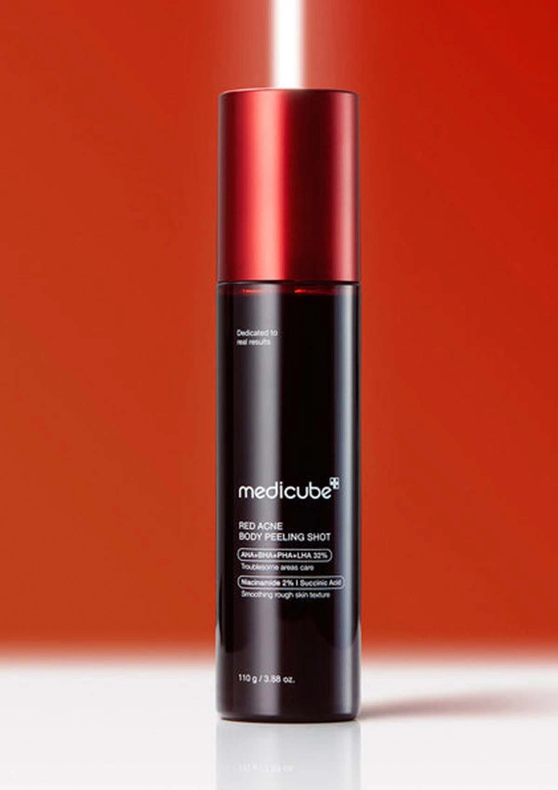 Medicube Red Acne Body Peeling Shot Cleanser – הפתרון המושלם לעור גוף חלק ונקי מפגמים