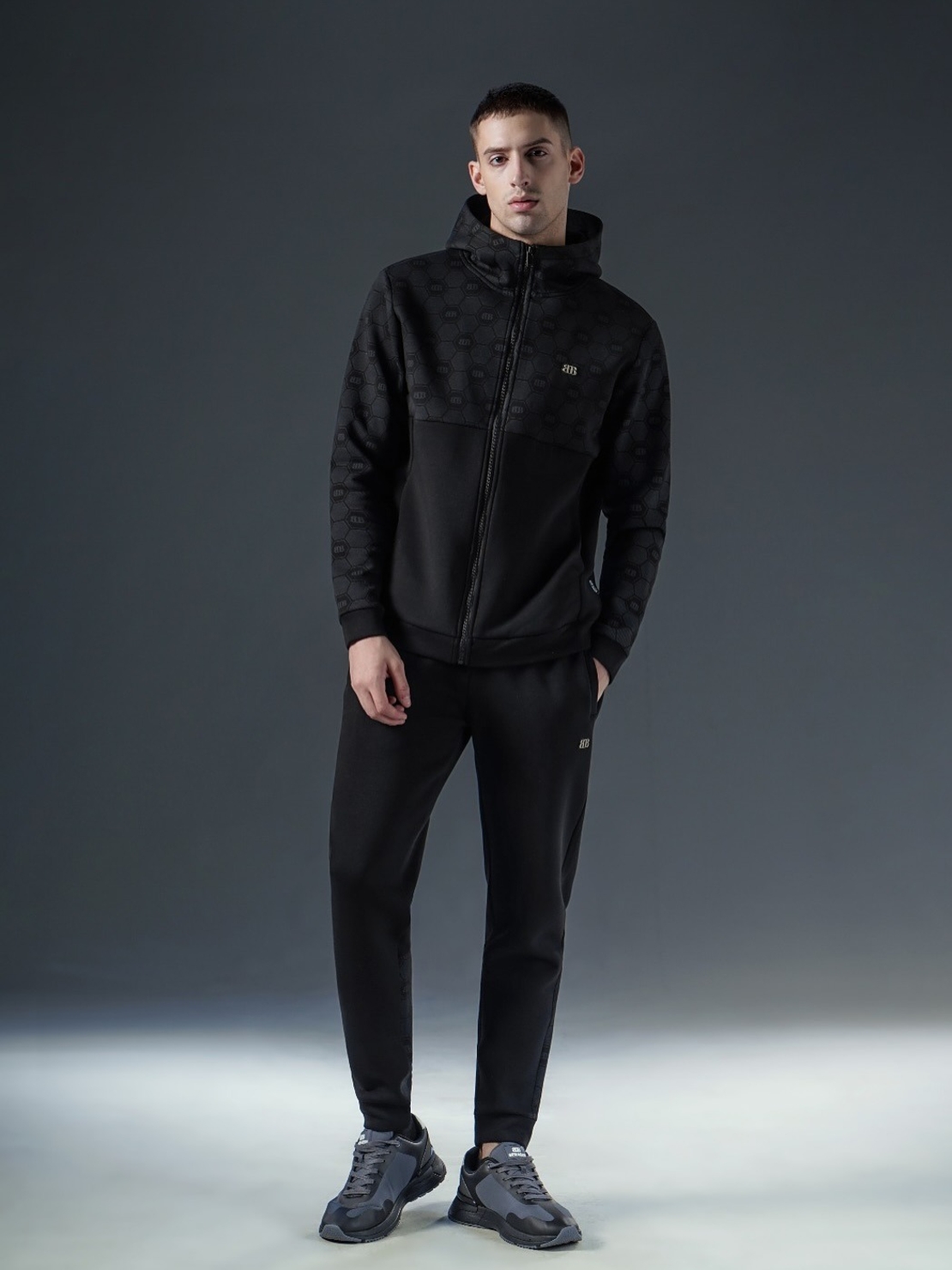 BERARDI -  קפוצ'ון שחור