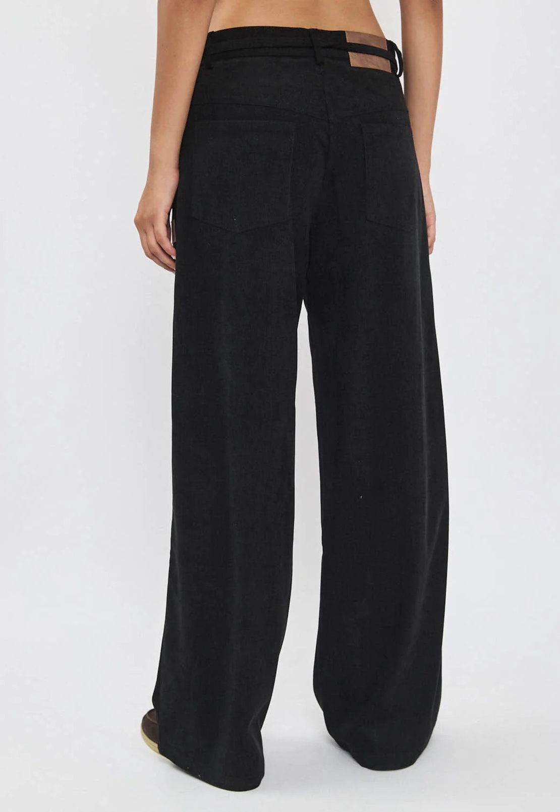 REPLAY - מכנסיים קורדרוי לנשים בצבע שחור