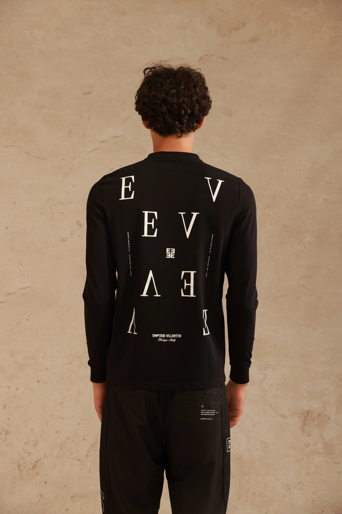 EMPORIO VALENTINI  - טי-שירט שרוול ארוך בצבע שחור
