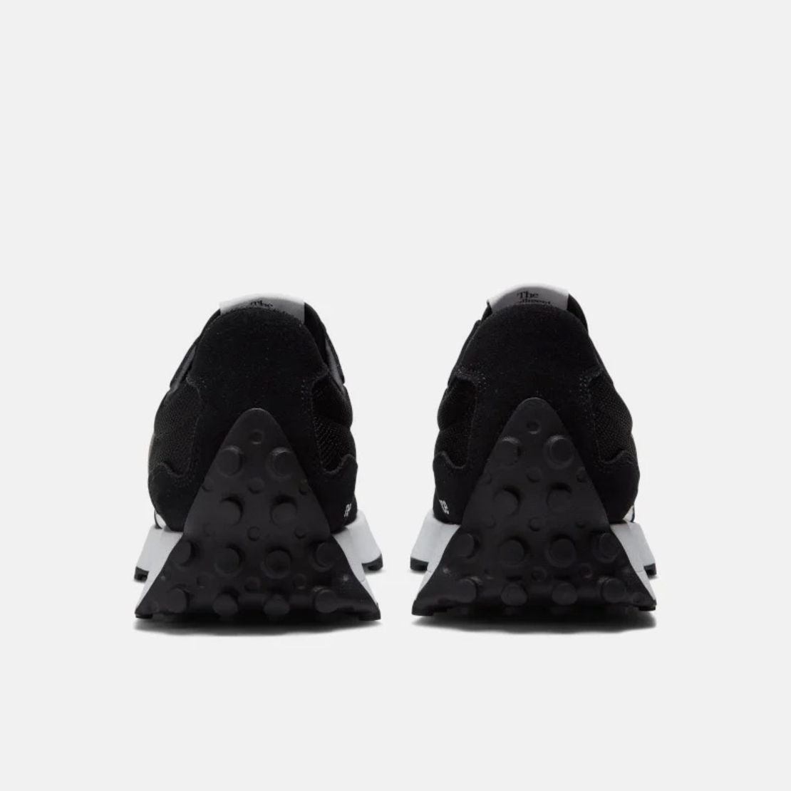 NEW BALANCE -  ניו באלאנס סניקרס בצבע שחור