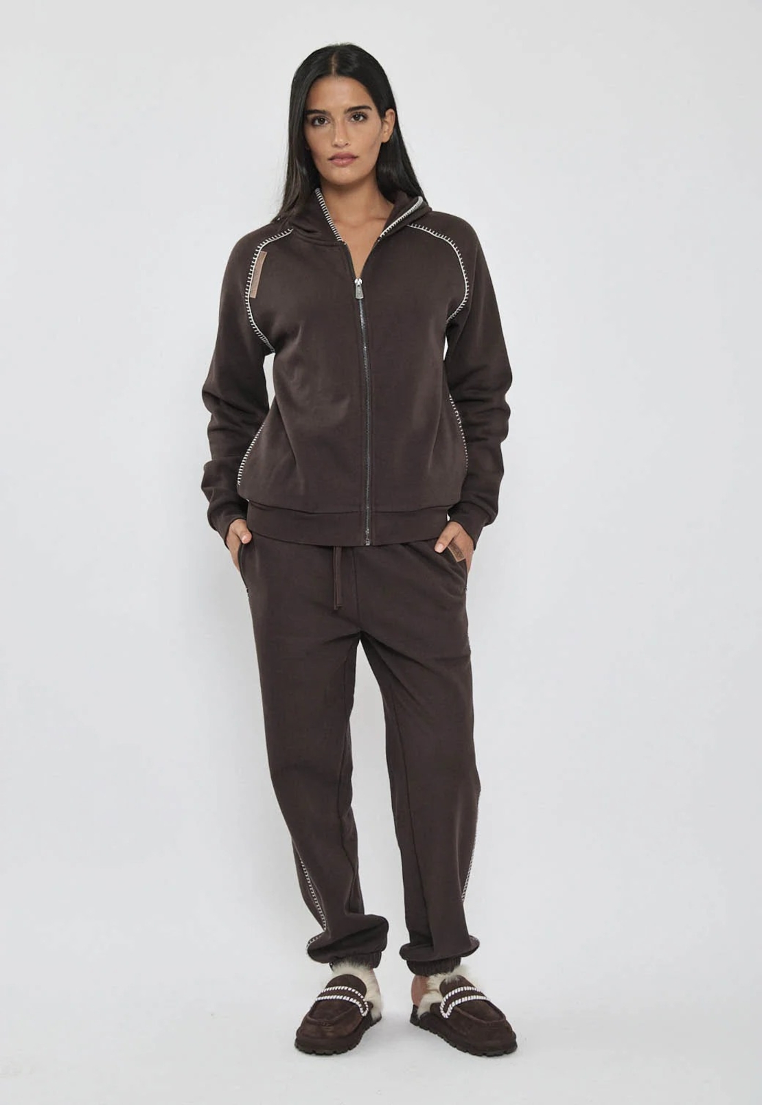 REPLAY - חלפית טרנינג לנשים בצבע חום כהה עם רוכסן קדמי