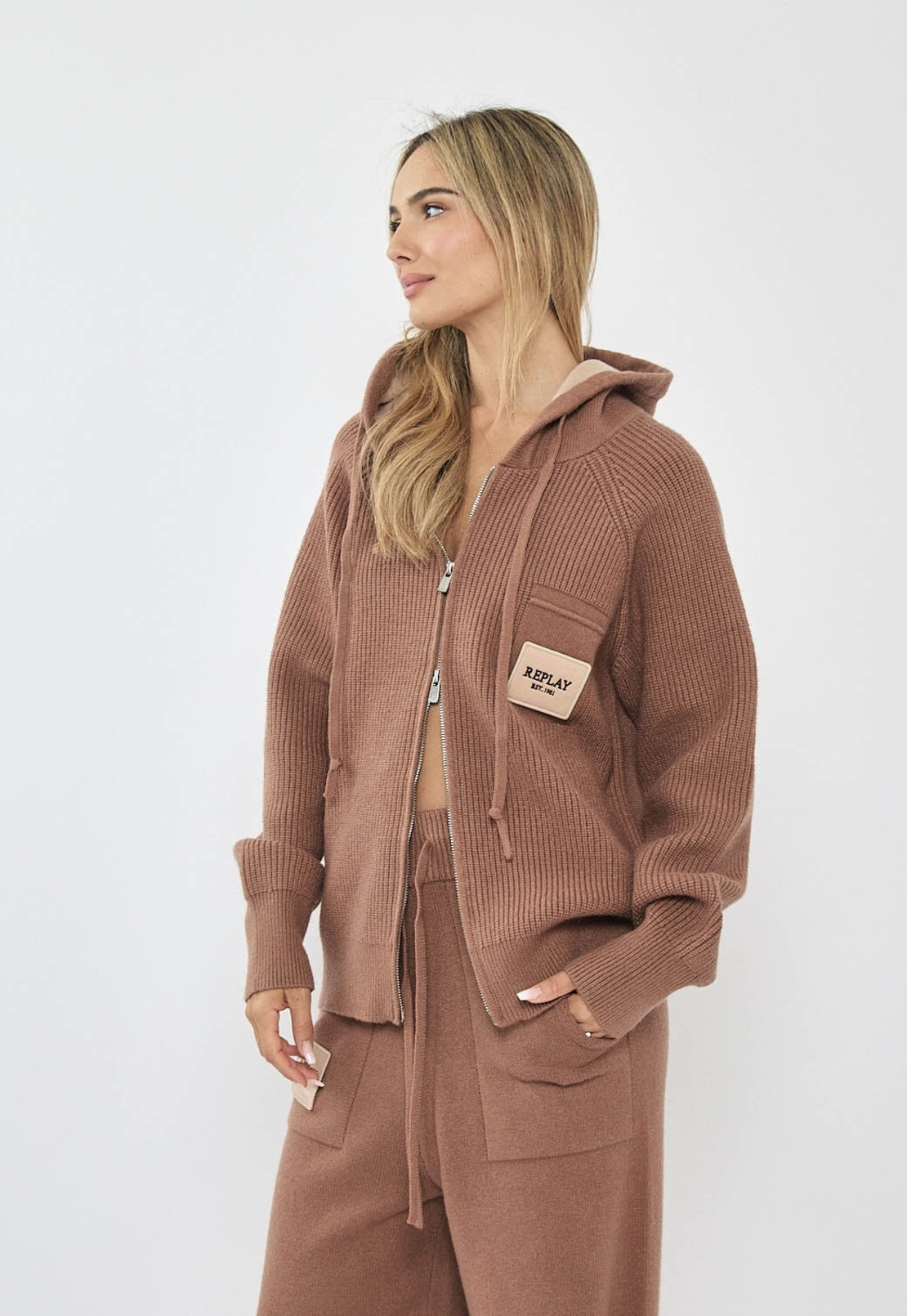 REPLAY - חליפה לנשים בצבע חום