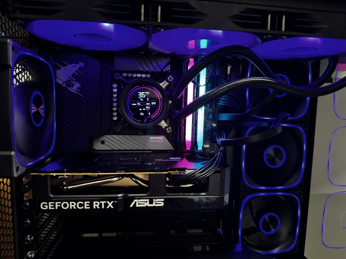 מחשב גיימינג וגרפיקה עוצמתי – i9 + ‎64GB RAM + RTX 5060
